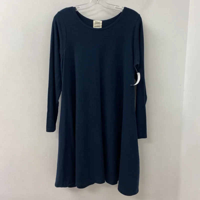 BLONDIE apparel WOMEN'S TOP navy XL sold by The Comeback