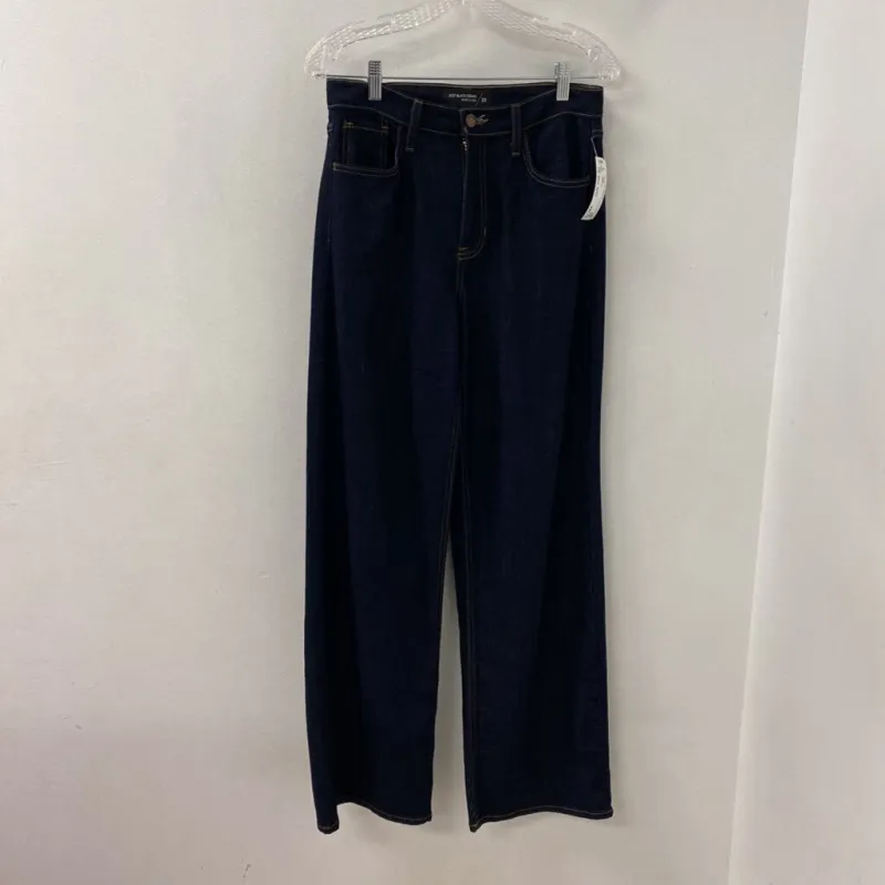 JUST BLACK WOMEN'S JEANS navy S/27 sold by The Comeback
