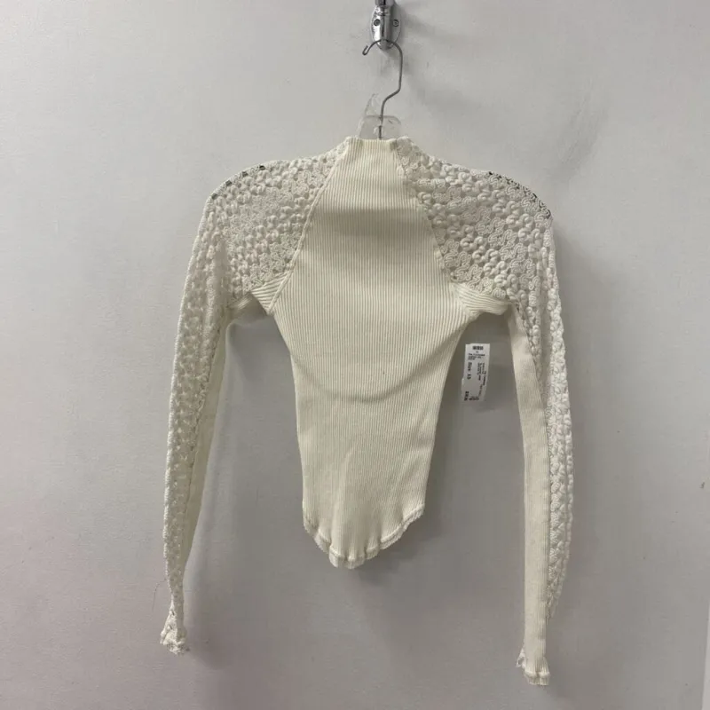 FREE PEOPLE WOMEN'S SWEATER white XS sold by The Comeback