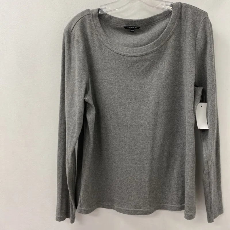TAHARI WOMEN'S PLUS TOP grey XXL sold by The Comeback