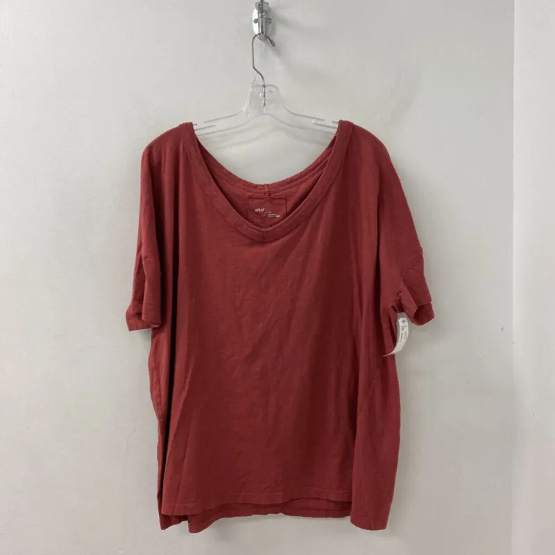 AERIE WOMEN'S T-SHIRT red L sold by The Comeback