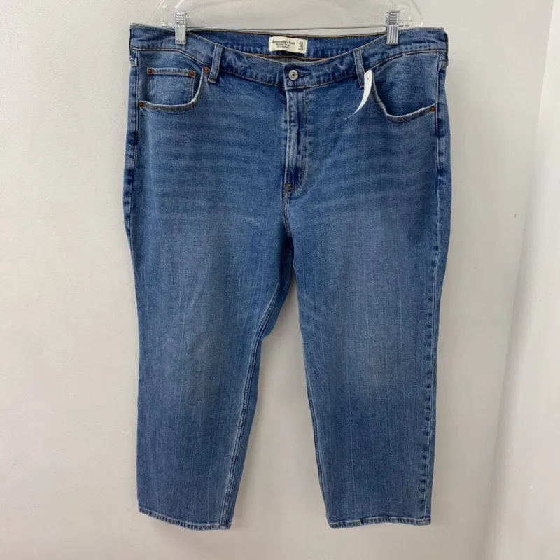 ABERCROMBIE & FITCH WOMEN'S PLUS BOTTOM blue 18S made by Abercrombie & Fitch