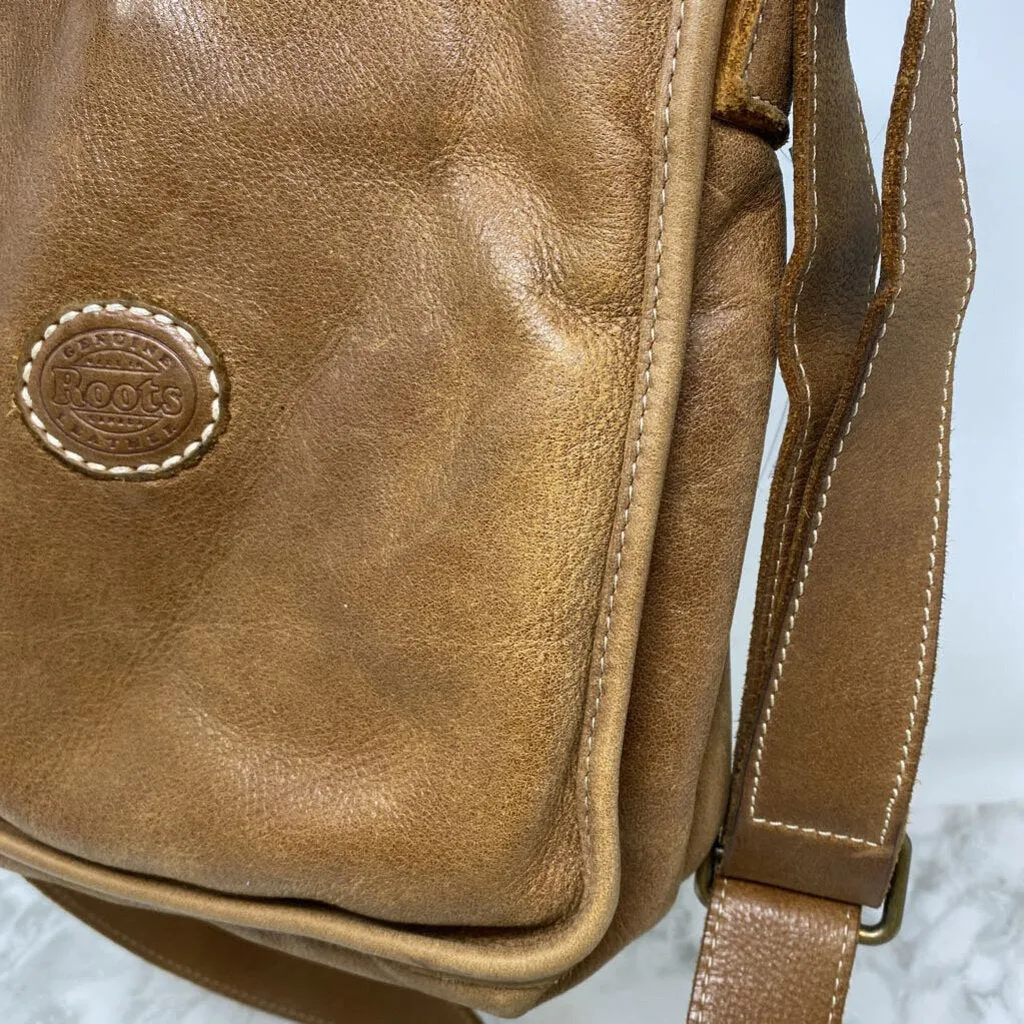ROOTS WOMEN'S BAG tan sold by The Comeback product image thumbnail 4
