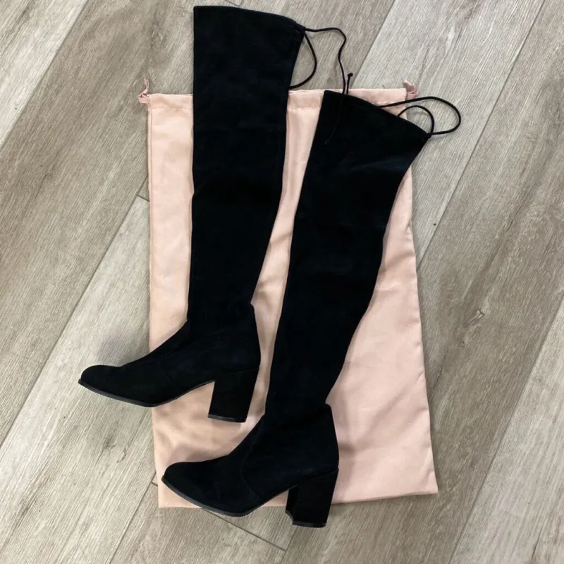 STUART WEITZMAN WOMEN'S FOOTWEAR black 38.5 made by Stuart Weitzman