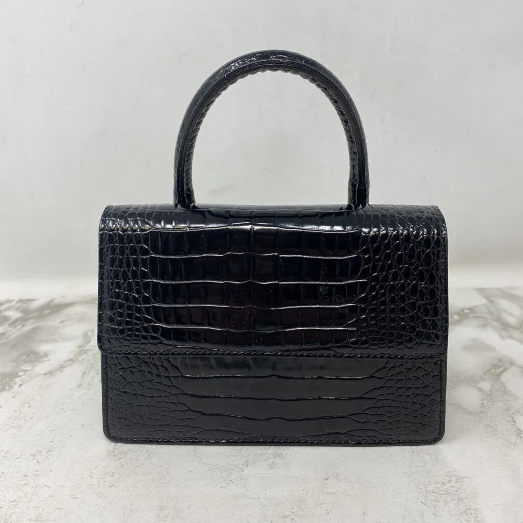 WOMEN'S BAG black sold by The Comeback