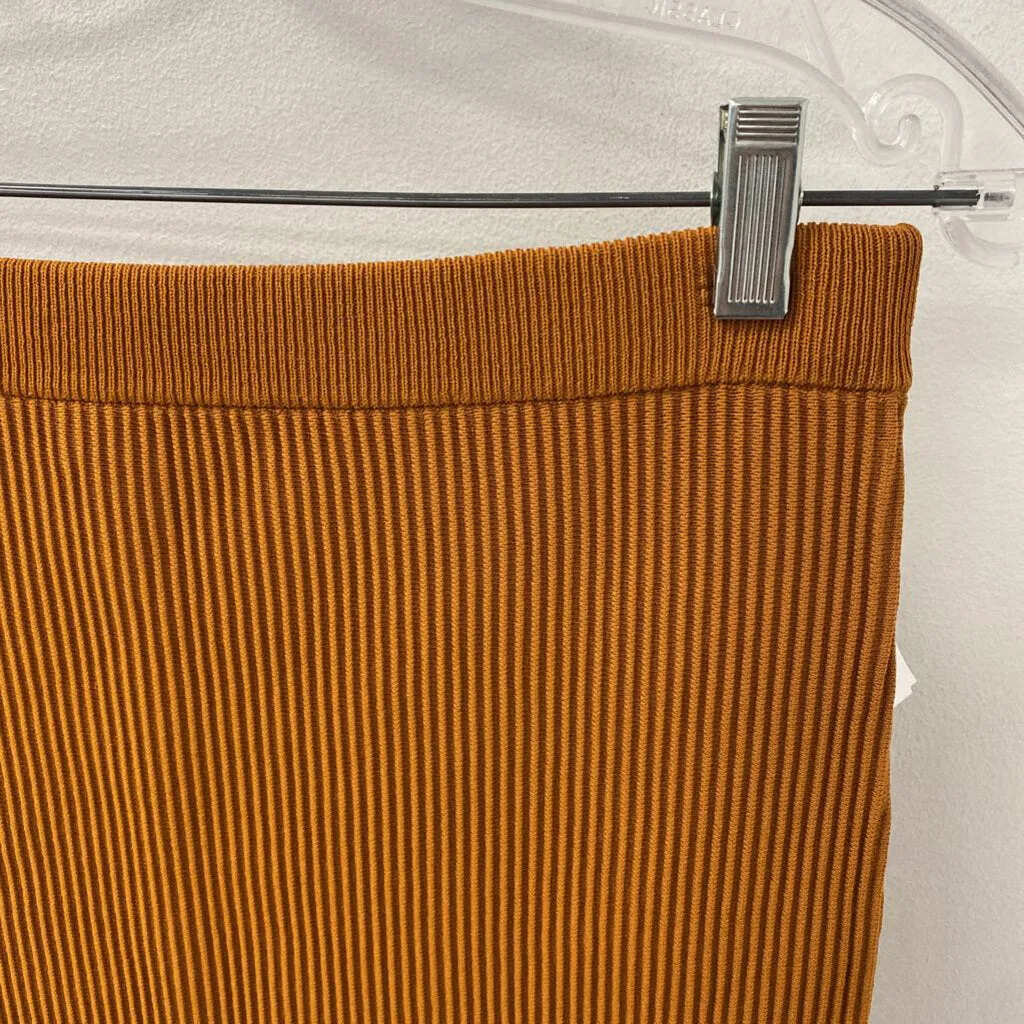 FOREVER 21 WOMEN'S SKIRT orange L sold by The Comeback product image thumbnail 2