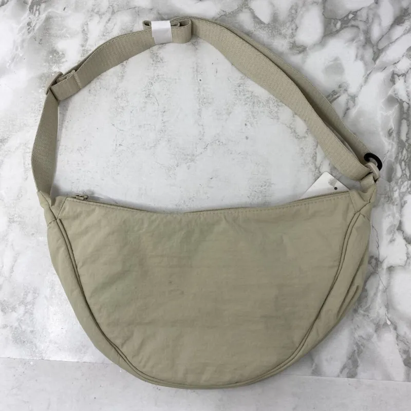 UNIQLO WOMEN'S BAG beige sold by The Comeback