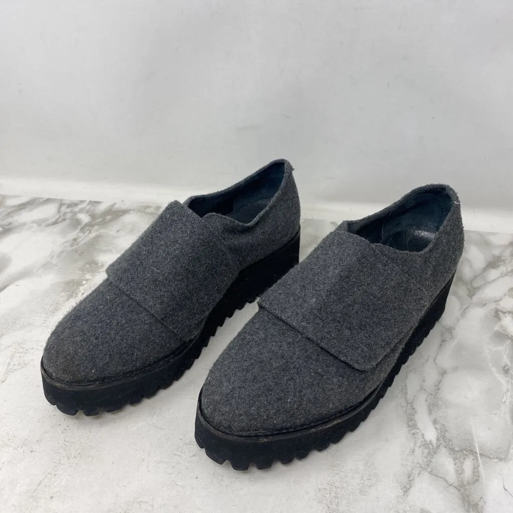 JEFFREY CAMPBELL WOMEN'S FOOTWEAR grey black 8 sold by The Comeback product image thumbnail 2