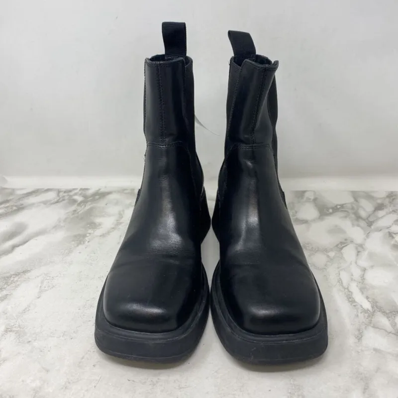 VAGABOND SHOEMAKERS WOMEN'S BOOTS black 38 sold by The Comeback