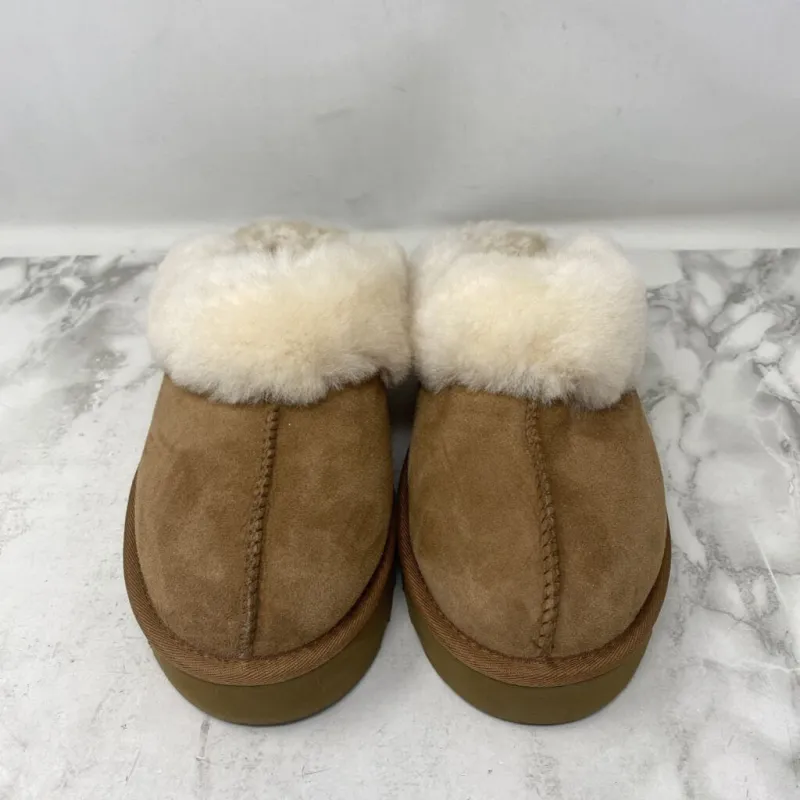 WOMEN'S FOOTWEAR tan cream 10 sold by The Comeback