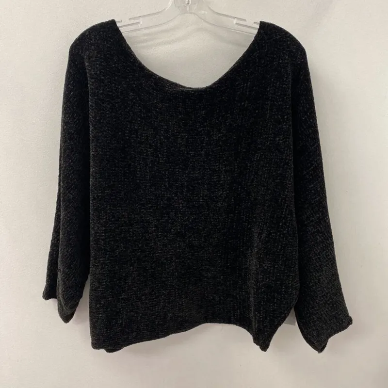 ZARA WOMEN'S SWEATER black M sold by The Comeback