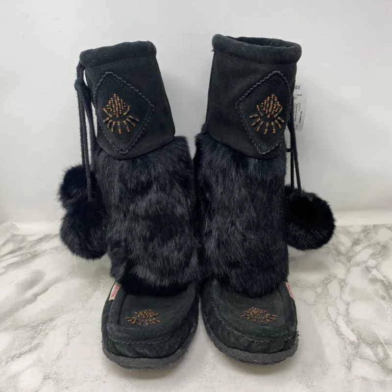 SOFTMOC WOMEN'S BOOTS black 11 sold by The Comeback