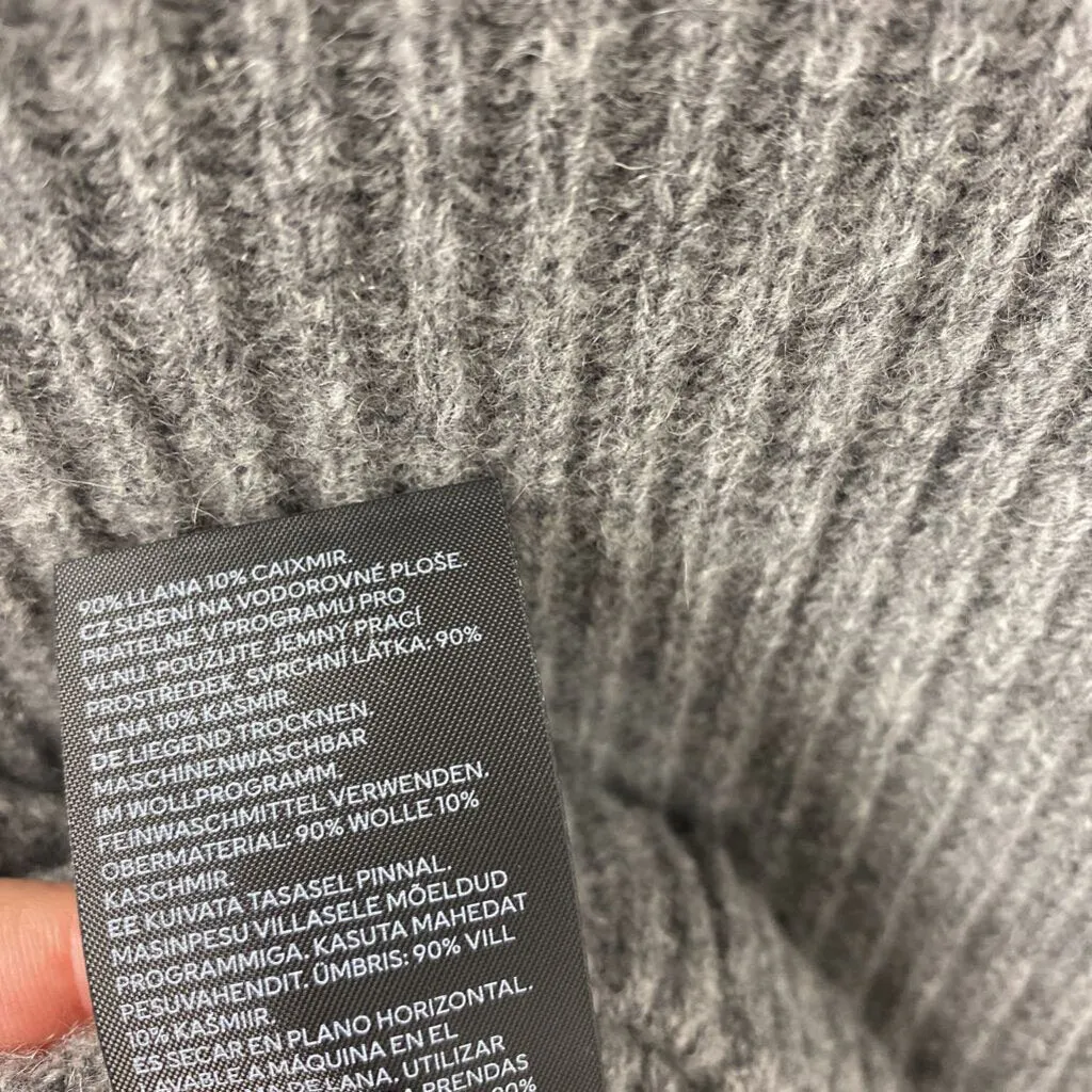 H&M WOMEN'S SWEATER grey A sold by The Comeback product image thumbnail 3