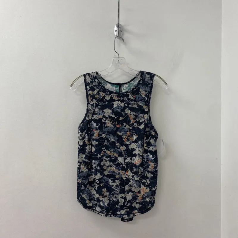 LULULEMON WOMEN'S ACTIVE TOP black white grey S sold by The Comeback