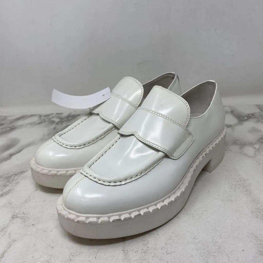 JEFFREY CAMPBELL WOMEN'S FLATS white 7.5 sold by The Comeback