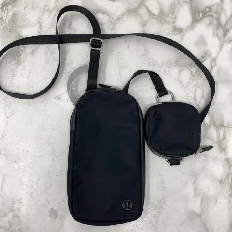 LULULEMON WOMEN'S BAG black made by Lululemon