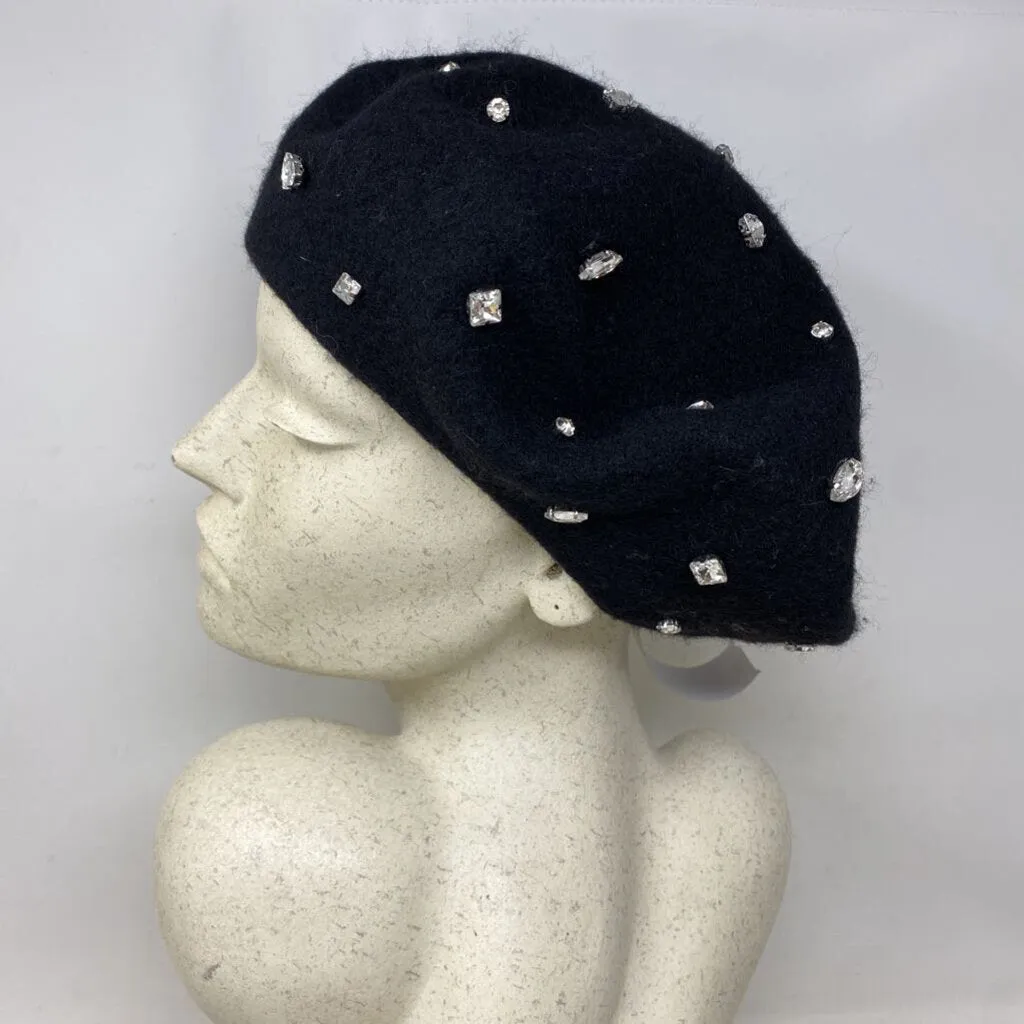 ZARA WOMEN'S HAT black sold by The Comeback product image thumbnail 3