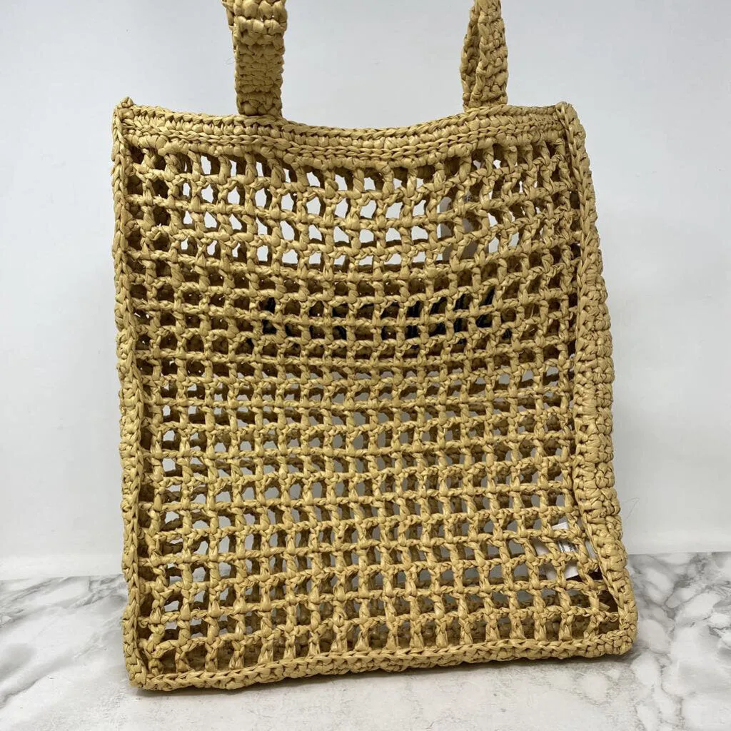 ARITZIA WOMEN'S BAG beige sold by The Comeback product image thumbnail 3