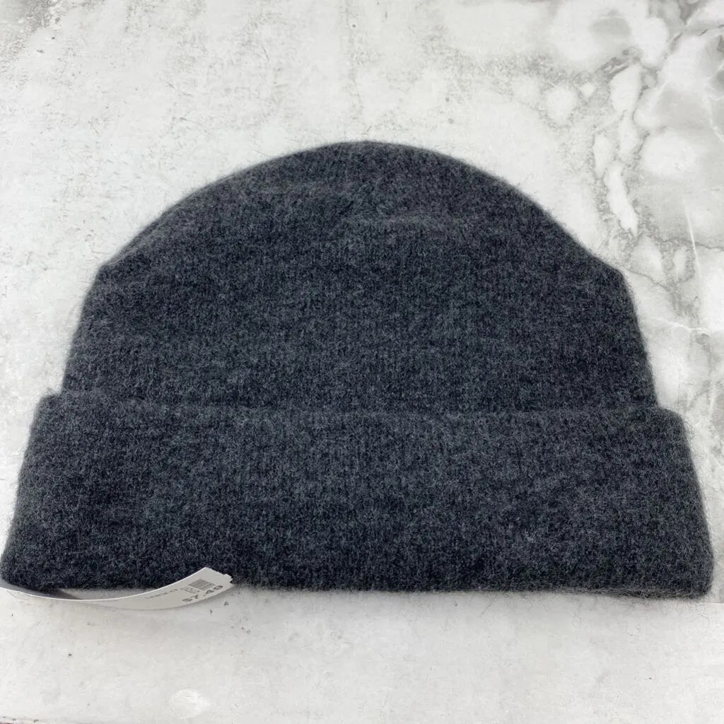 UNIQLO WOMEN'S HAT grey sold by The Comeback
