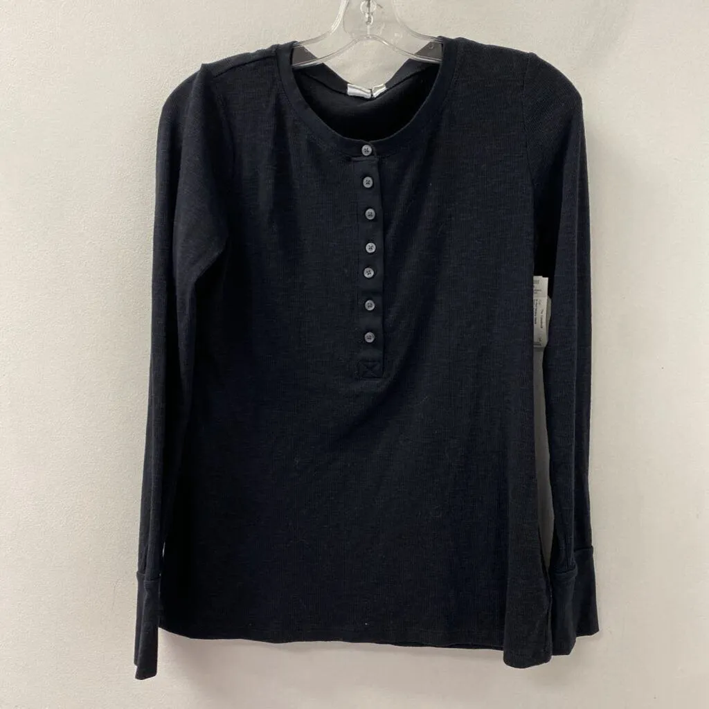 GAP WOMEN'S TOP black M sold by The Comeback