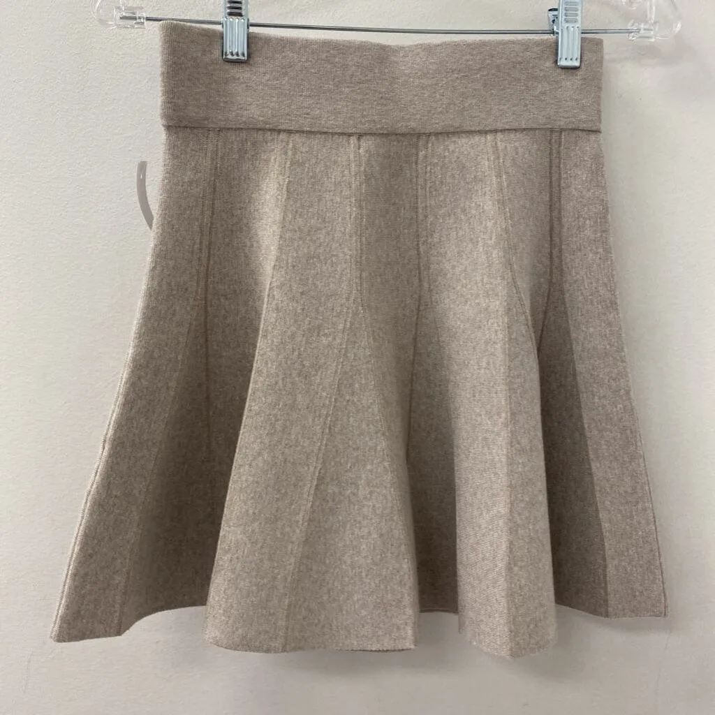 Club Monaco WOMEN'S SKIRT beige mix XS sold by The Comeback product image thumbnail 2