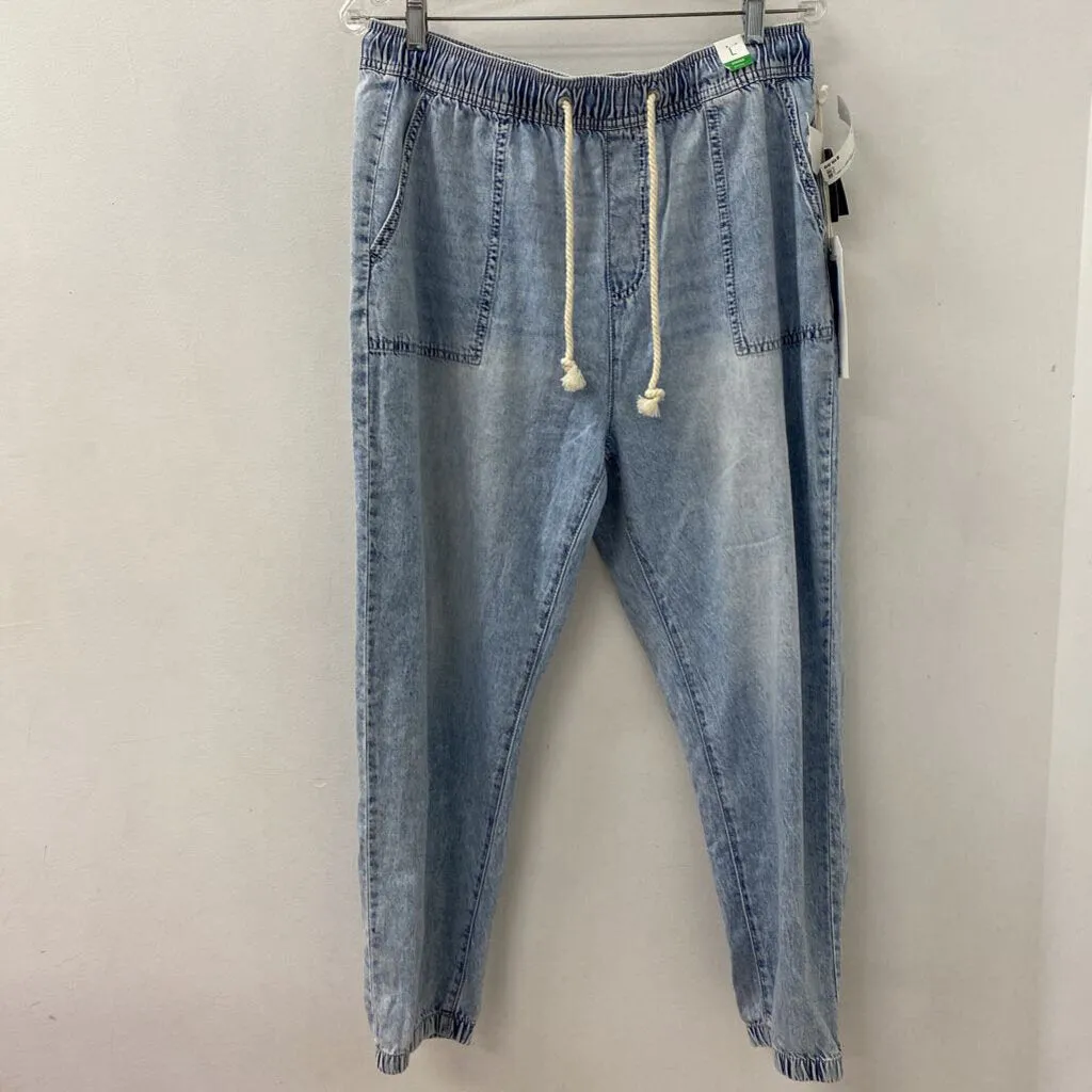 CELEBRITY PINK WOMEN'S JEANS bkye L sold by The Comeback