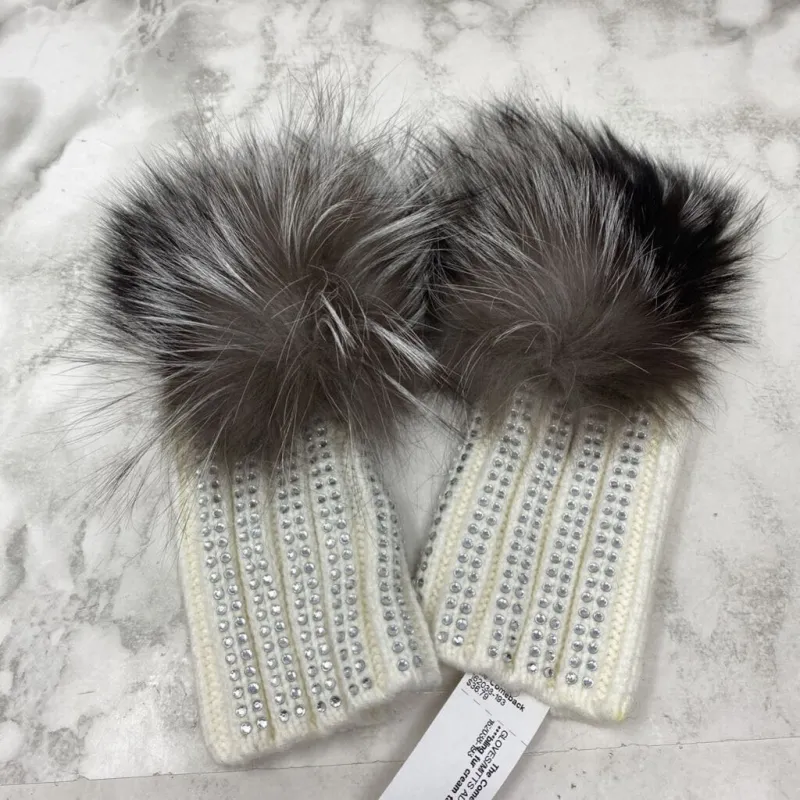 ADRIENNE LANDAU WOMEN'S GLOVES/MITTS cream taupe made by Adrienne Landau