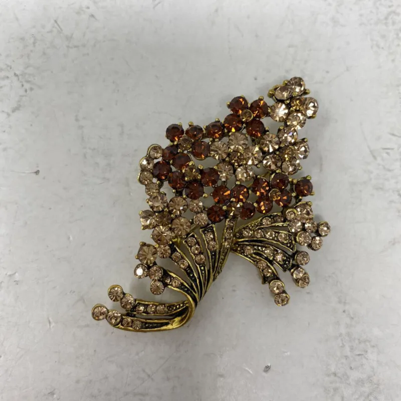 WOMEN'S BROOCH gold beige brown made by The Comeback
