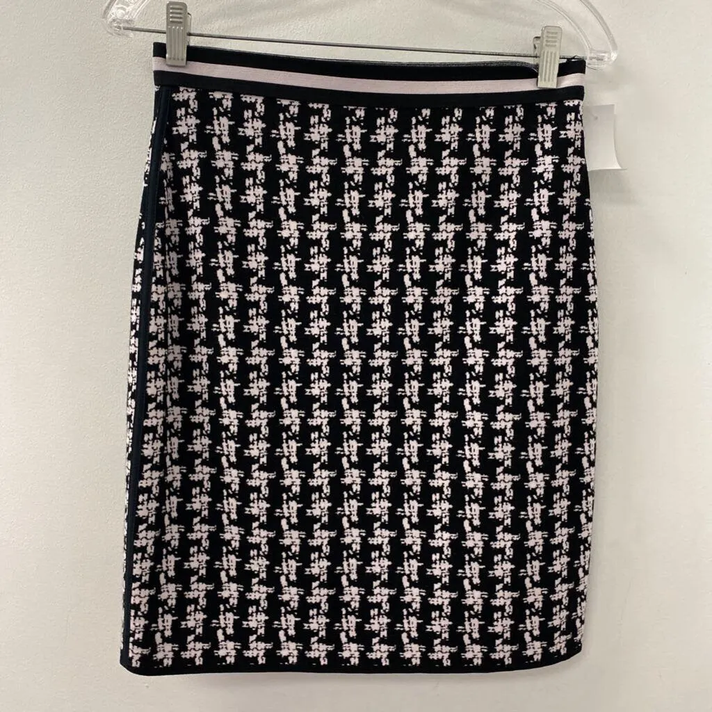 MARC CAIN WOMEN'S SKIRT black paink houndstooth S sold by The Comeback