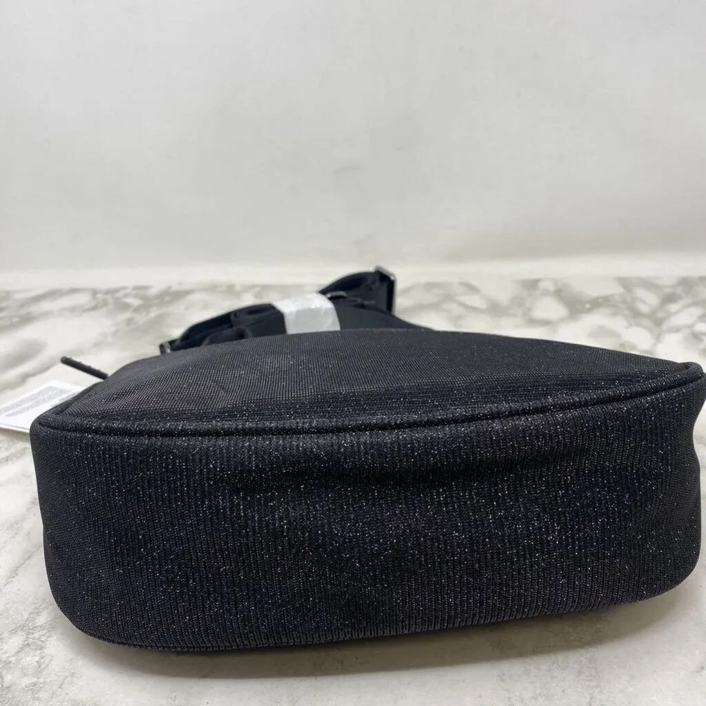 LULULEMON WOMEN'S BAG black sold by The Comeback product image thumbnail 5