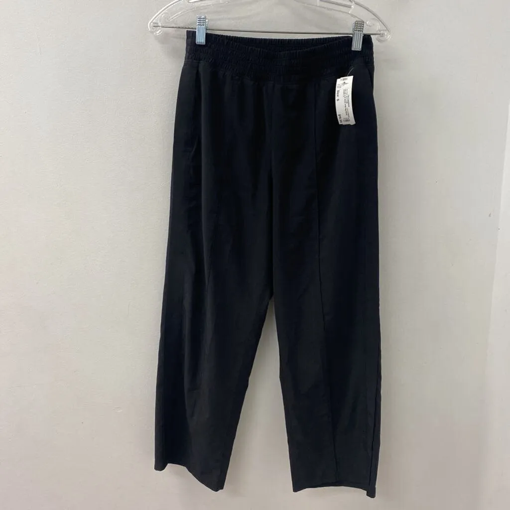 LULULEMON WOMEN'S ACTIVE BOTTOM black S sold by The Comeback
