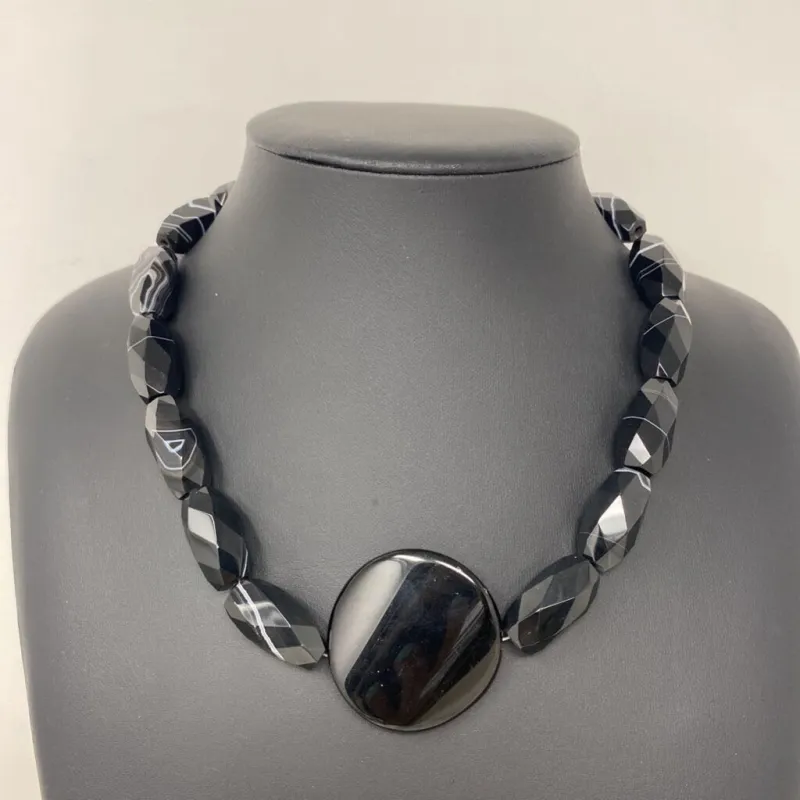 WOMEN'S NECKLACE black grey made by The Comeback