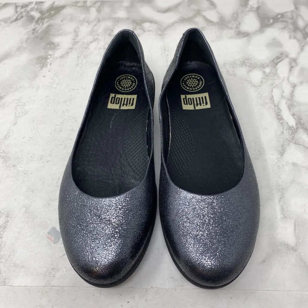 FITFLOP WOMEN'S FOOTWEAR dark metallic 7.5 sold by The Comeback