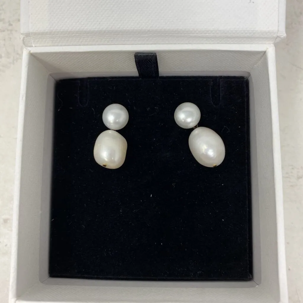 MEJURI WOMEN'S EARRINGS pearl sold by The Comeback