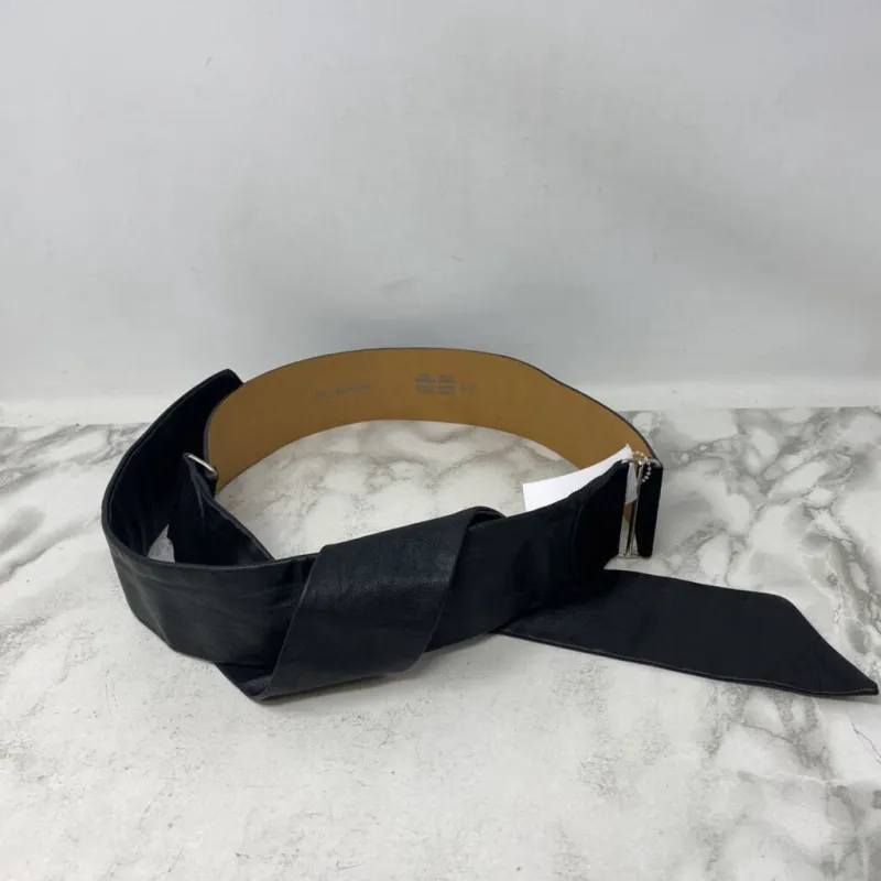 HOLT RENFREW WOMEN'S BELT black S made by The Comeback