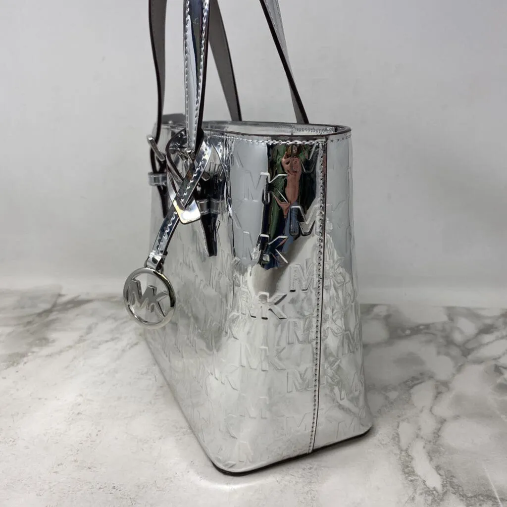 MICHAEL KORS WOMEN'S BAG silver sold by The Comeback product image thumbnail 2