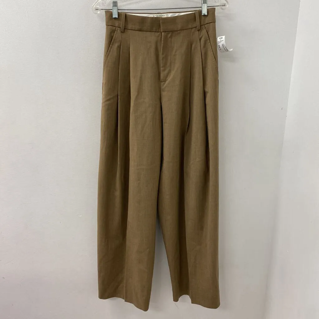 Banana Republic WOMEN'S PANTS tan 0 sold by The Comeback