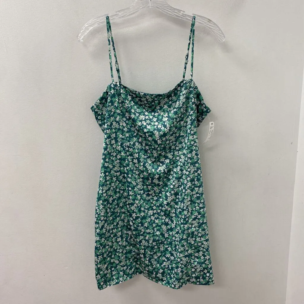 ARDENE WOMEN'S DRESS green white L sold by The Comeback