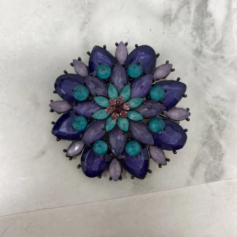 WOMEN'S BROOCH aquq purple pink made by The Comeback