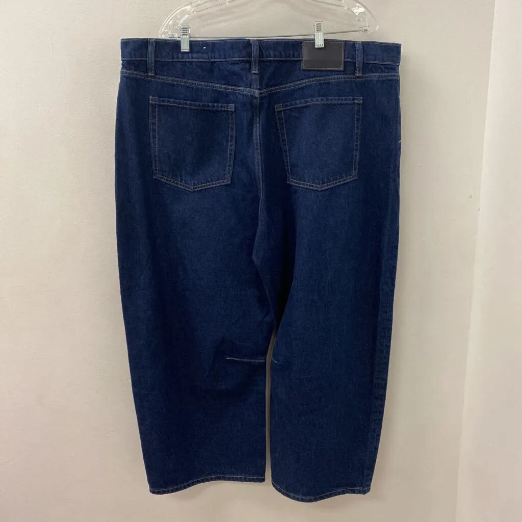 Banana Republic WOMEN'S PLUS BOTTOM navy 18/20/35 sold by The Comeback product image thumbnail 2
