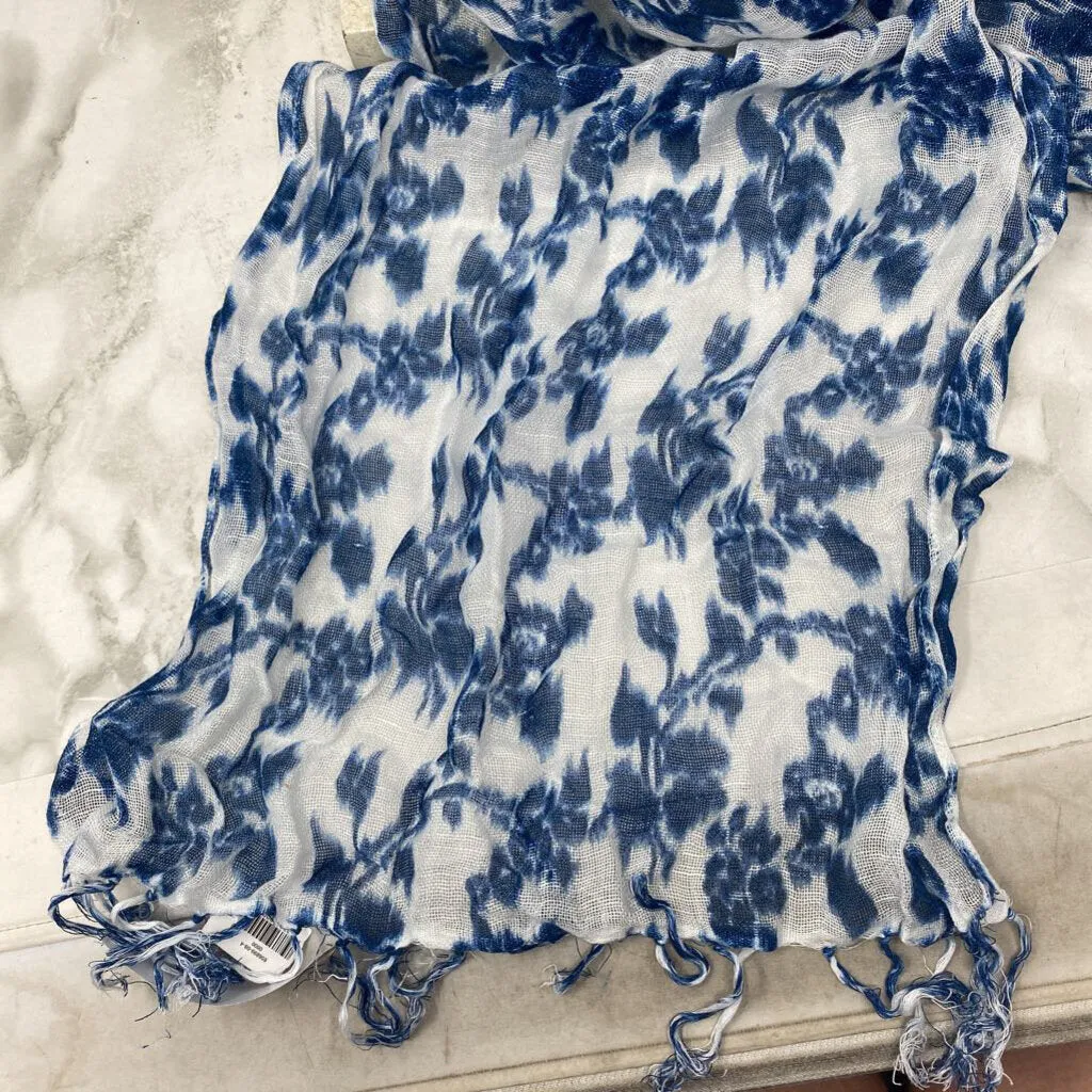 GAP WOMEN'S SCARF/SHAWL white blue sold by The Comeback product image thumbnail 2