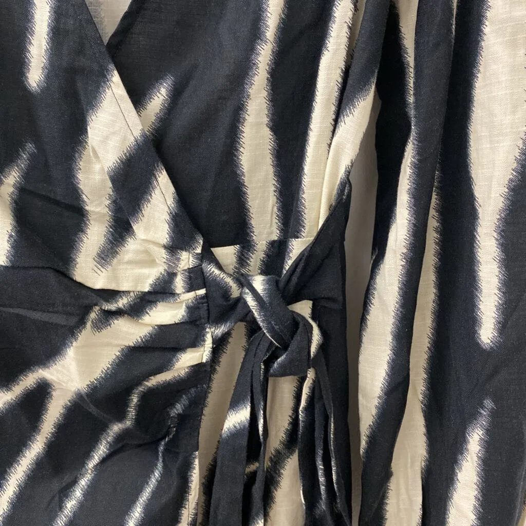 H&M WOMEN'S DRESS black ivory S sold by The Comeback product image thumbnail 2