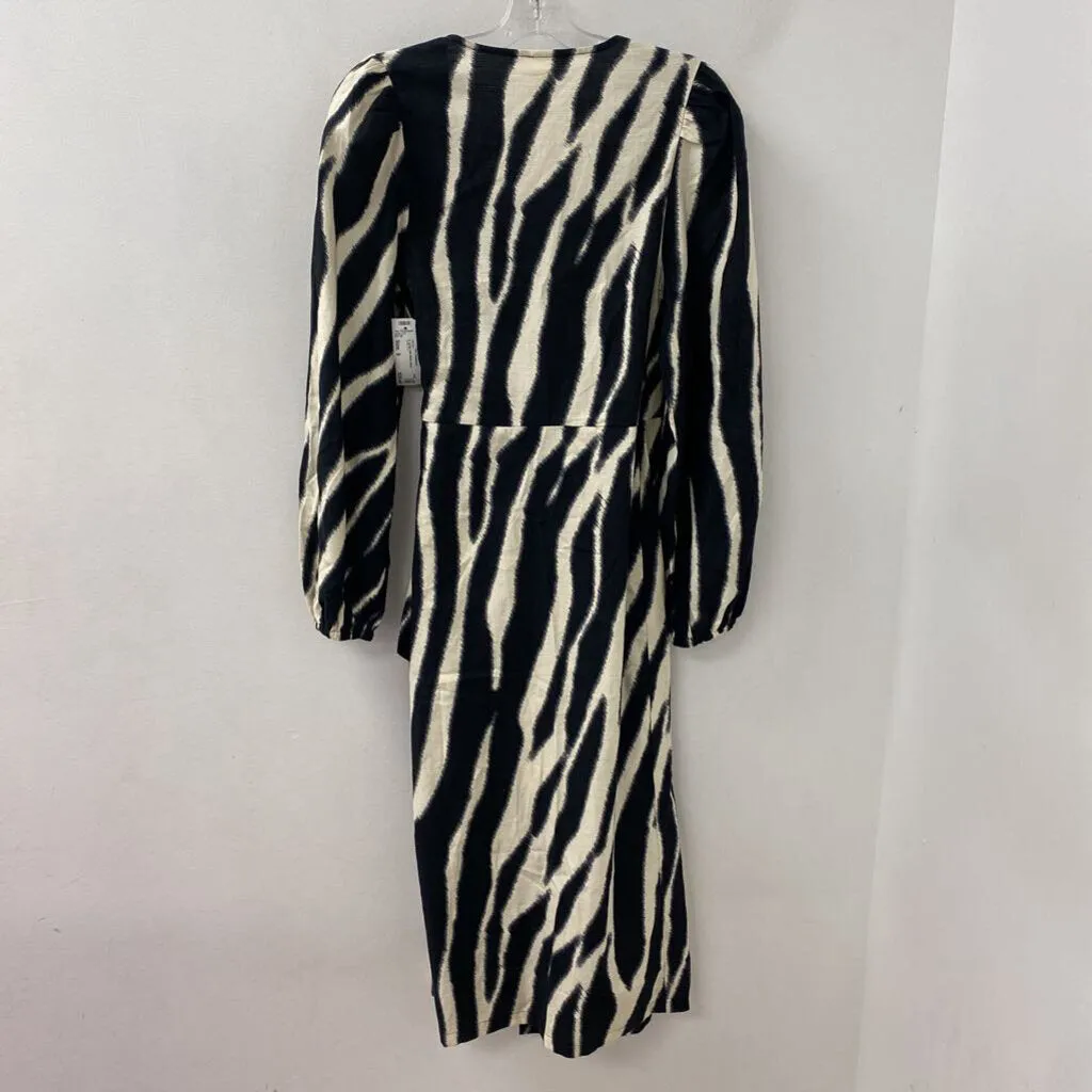 H&M WOMEN'S DRESS black ivory S sold by The Comeback product image thumbnail 3