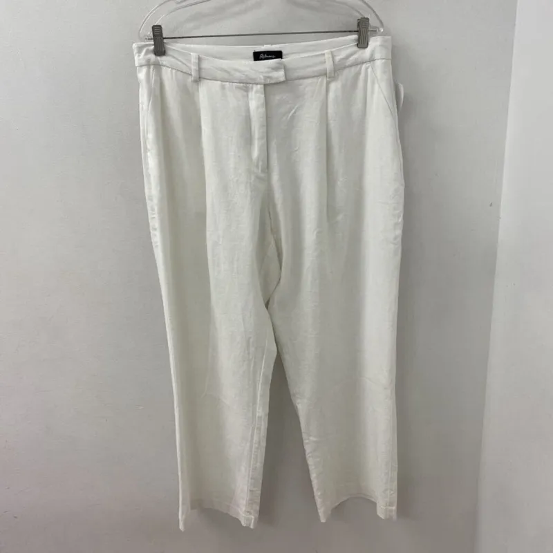 REITMANS WOMEN'S PANTS white 16P made by Reitmans