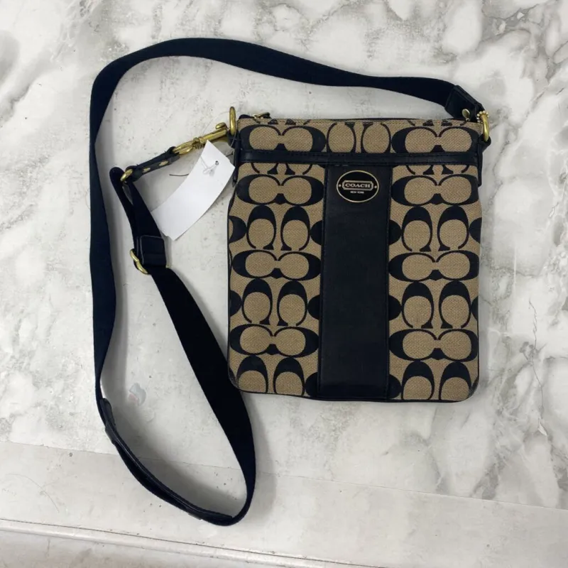 COACH WOMEN'S BAG tan black made by Coach