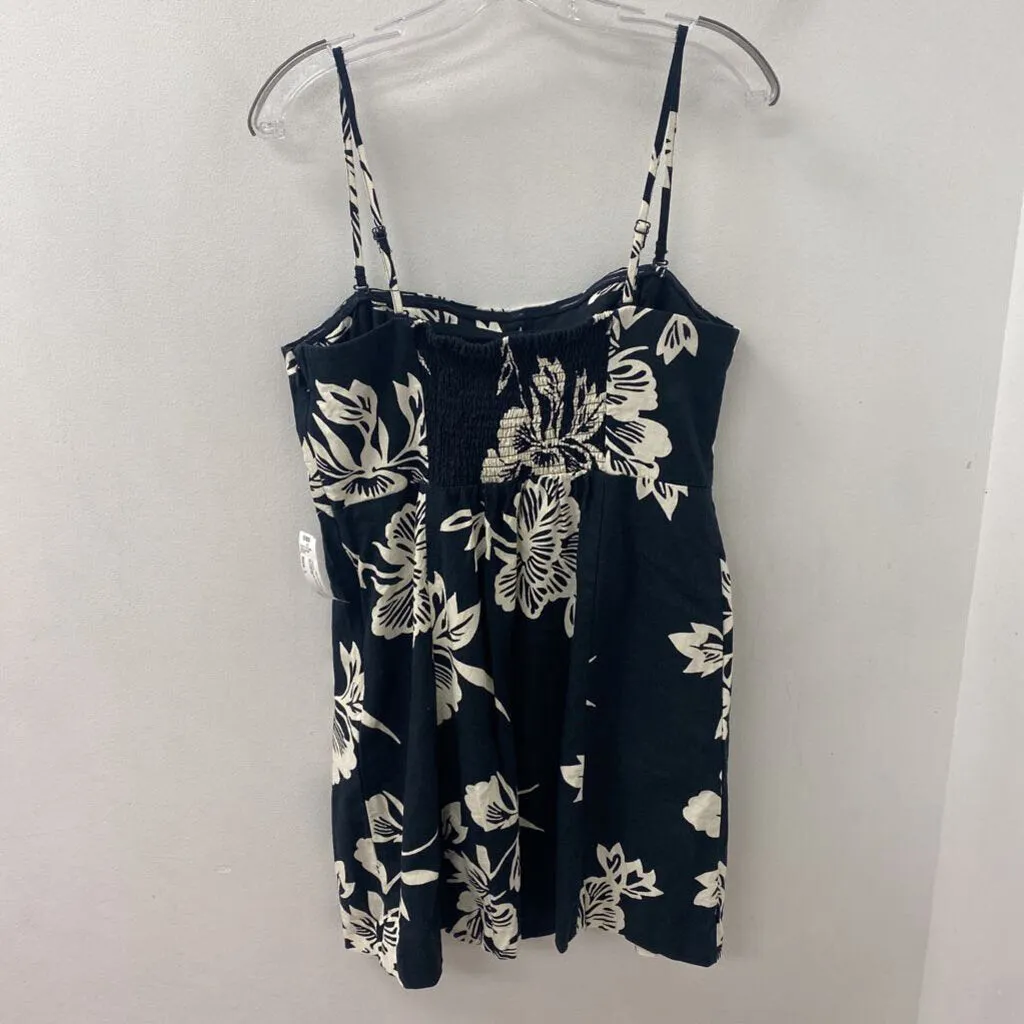 GAP WOMEN'S DRESS black white floral L sold by The Comeback product image thumbnail 3