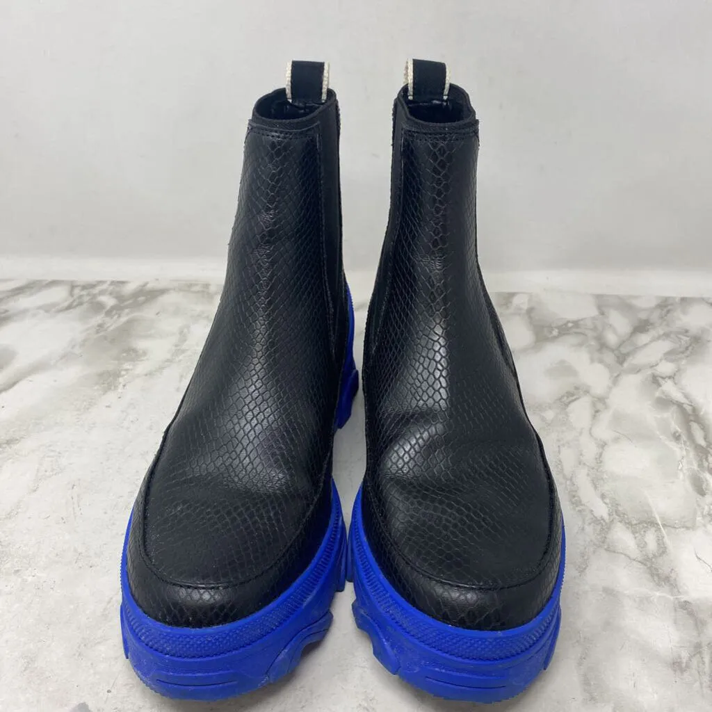 SOREL WOMEN'S BOOTS black blue 10 sold by The Comeback