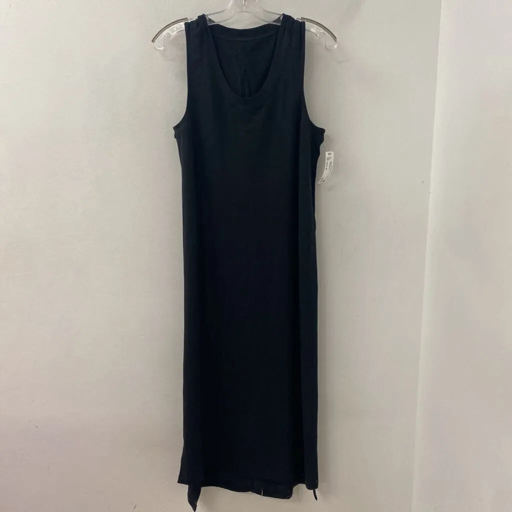 LULULEMON WOMEN'S DRESS black M sold by The Comeback