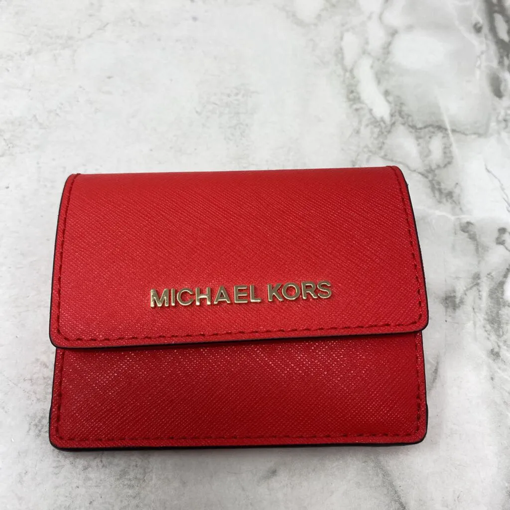MICHAEL KORS WOMEN'S WALLET/WRISTLET red sold by The Comeback
