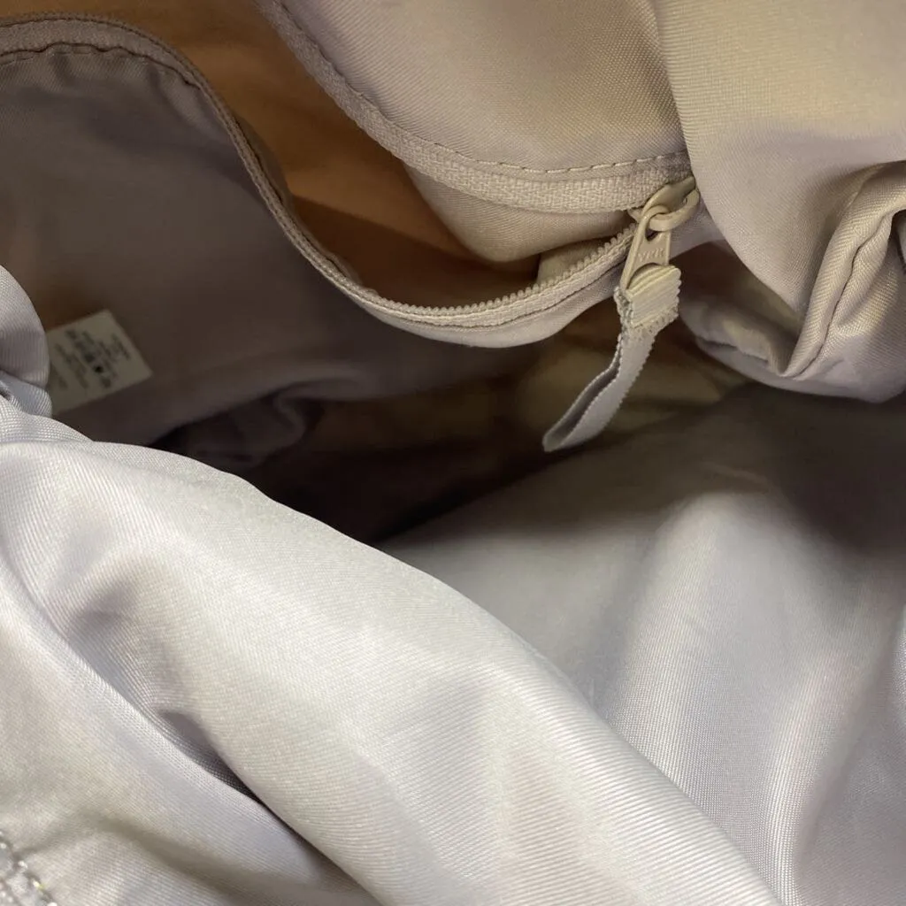 LULULEMON WOMEN'S BAG grey sold by The Comeback product image thumbnail 3